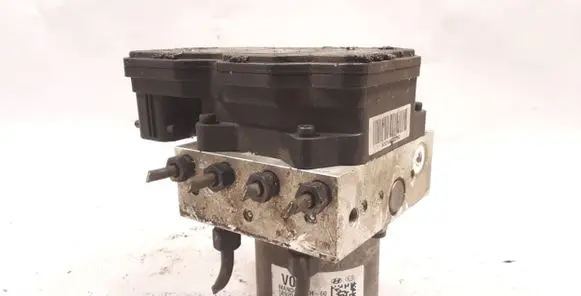 Hyundai i40 ABS Pump 589203Z700 BH6013I560 5506