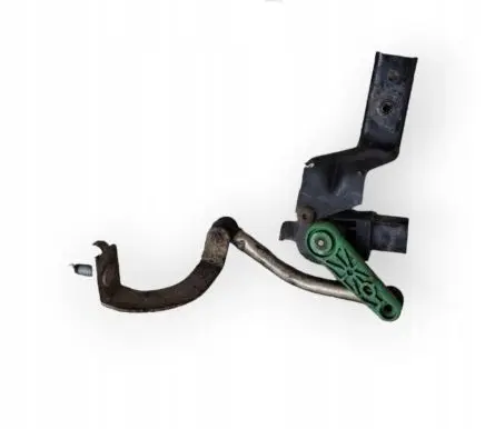 Headlight/headlamp level sensor