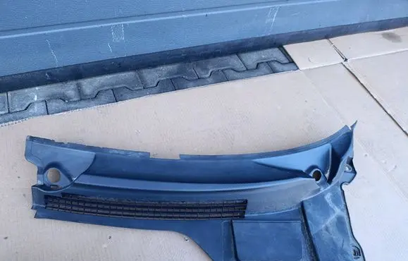 Mini One - Cooper R56 Wiper trim 2751209