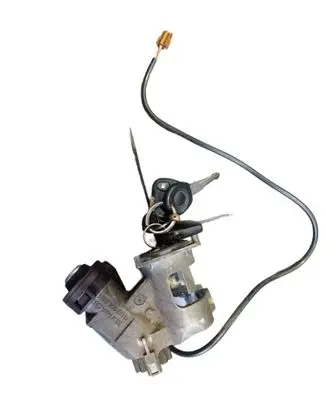 Volkswagen Polo III 6N 6N2 6NF Ignition lock 357905851D