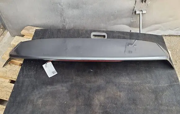 Audi Q2 - Tailgate/trunk spoiler 81A827933C