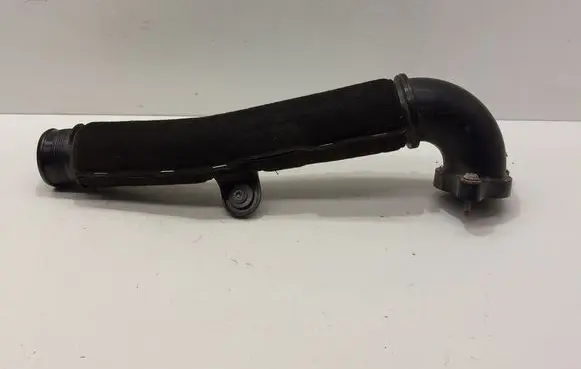 Intercooler hose/pipe