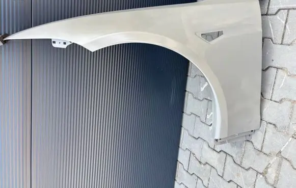 Tesla Model S Plaid Fender 1562551E0A 1562551