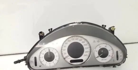 Mercedes-Benz E W211 Speedometer (instrument cluster) A2115403611 88311321C 110080004027