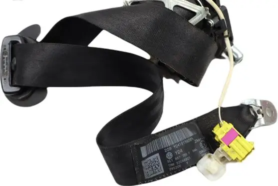 Volkswagen PASSAT B6 Front seatbelt 3C1857705F
