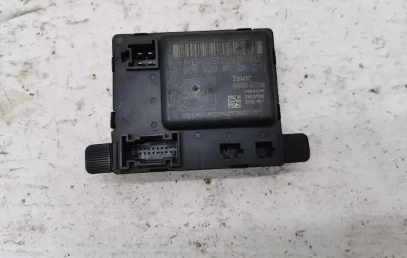 Mercedes-Benz Sprinter W906 Door central lock control unit/module 