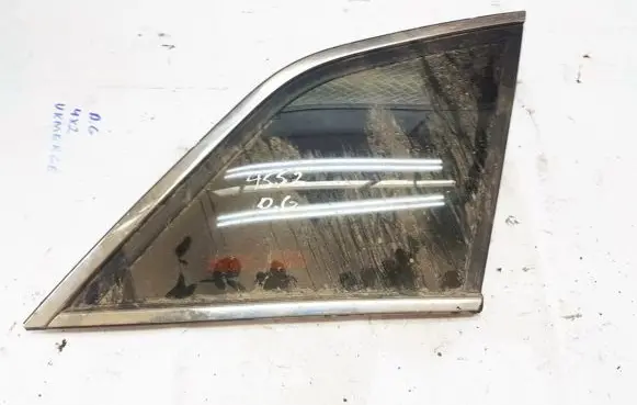 Opel Antara Rear side window
