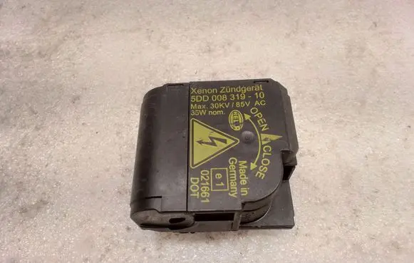 BMW 5 E60 E61 Headlight ballast module Xenon 5DD00831910