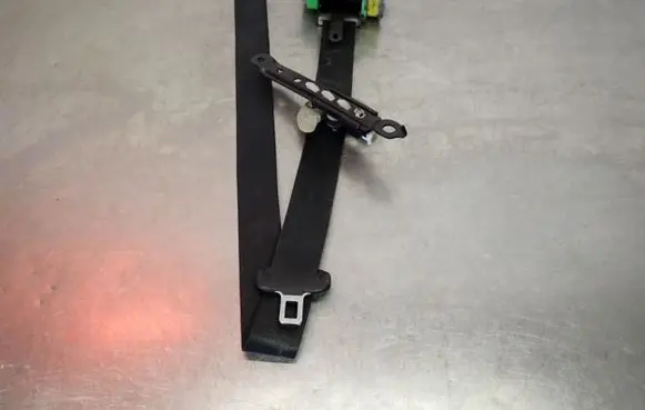 Toyota Corolla E140 E150 Front seatbelt 73220-02270