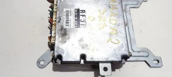 Mazda 323 F Engine control unit/module 2758005072 275800-5072