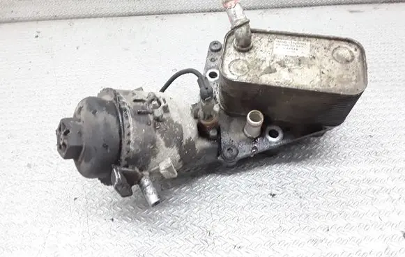 Fiat Croma Oil filter mounting bracket 5989070241