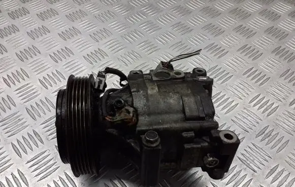 Toyota Yaris Air conditioning (A/C) compressor (pump)
