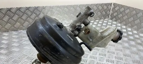 Hyundai Santa Fe Brake booster