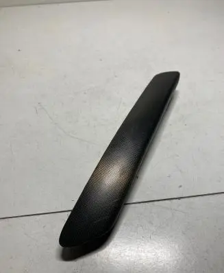 Volkswagen PASSAT B5 Rear door handle cover 3B4867371B