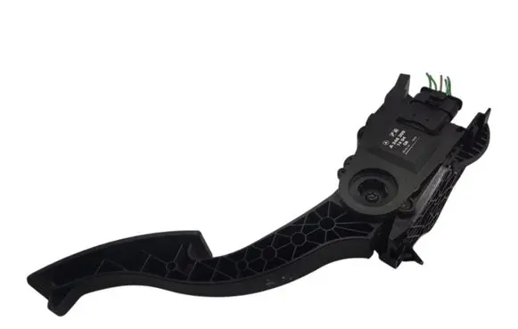 Mercedes-Benz B W246 W242 Accelerator throttle pedal A2463001404