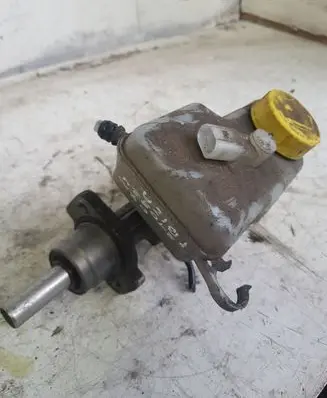 Seat Ibiza III (6L) Master brake cylinder X5617