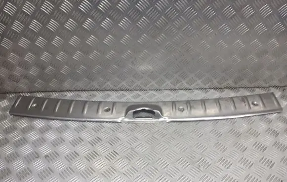 Peugeot 307 Rear sill (body part) 