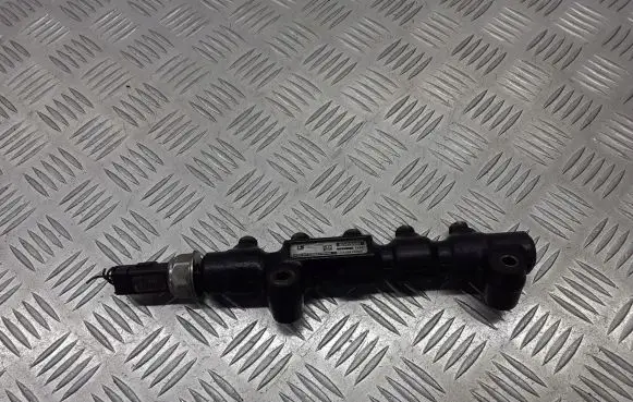 Citroen C5 Fuel main line pipe 9654592680