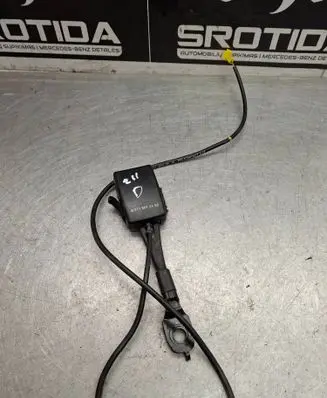 Mercedes-Benz E W211 Front seatbelt buckle 2118602469