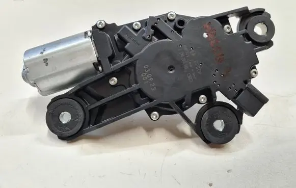 Mazda 3 I Rear window wiper motor 0390201588