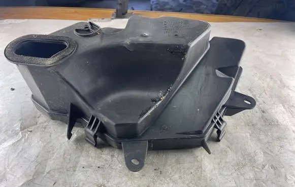 Other engine bay part