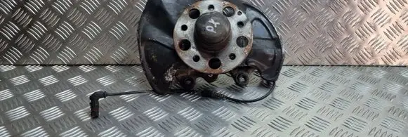 Mercedes-Benz C W203 Front wheel hub spindle knuckle