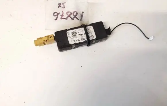 Volkswagen PASSAT B6 Antenna control unit 3c9035552a