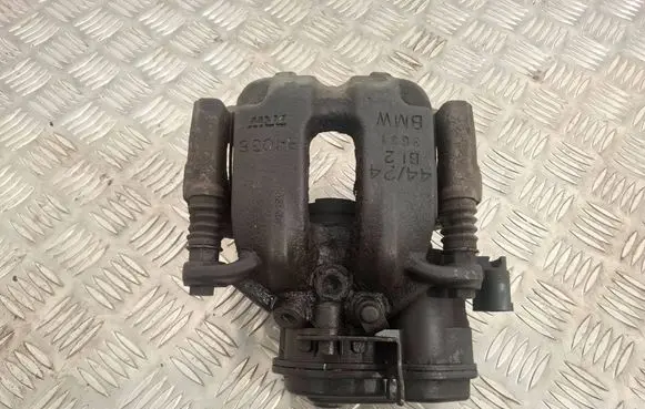 BMW 5 F10 F11 Rear brake caliper 32345699