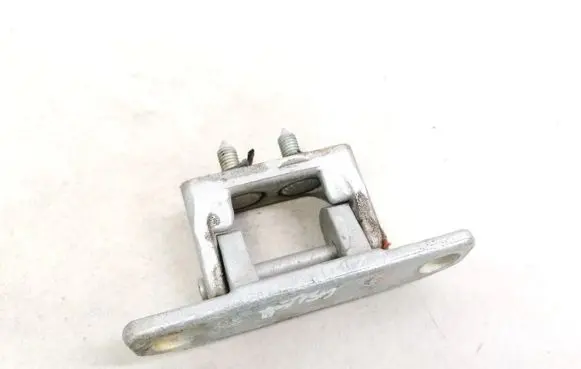 KIA Sorento Tailgate/trunk/boot hinge