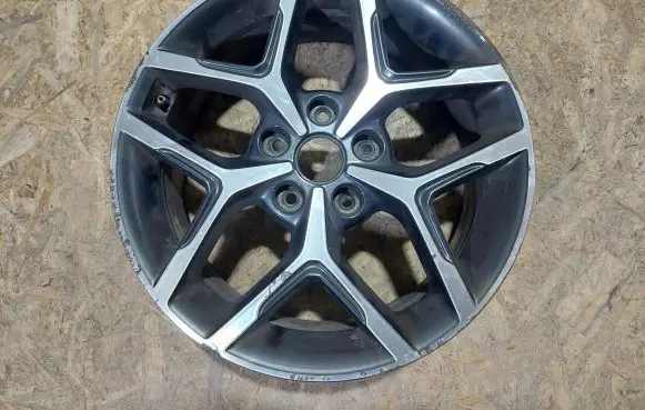 R17 alloy rim