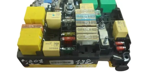 Peugeot 208 Engine control unit/module 4524465 TESTLA10 MATR5384