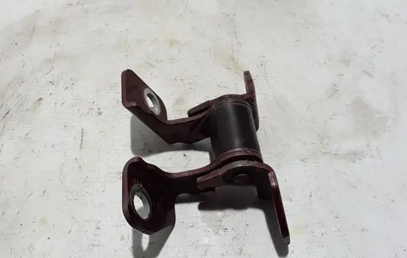 Chrysler Pacifica Front door upper hinge 68269775AA