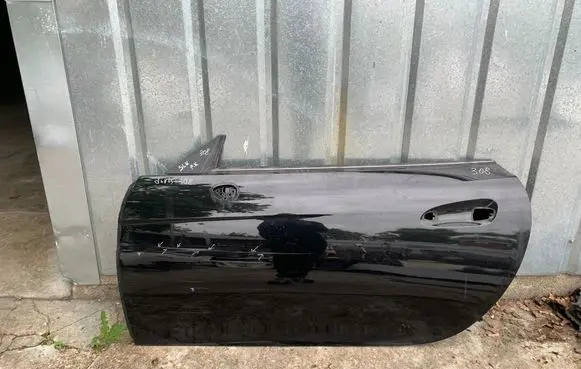 Mercedes-Benz SLK R172 Door (2 Door Coupe) A1727220110