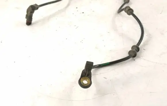 Mercedes-Benz R W251 ABS brake wheel speed sensor 2515400817 2515401117