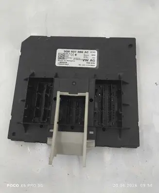Volkswagen Golf VII Other control units/modules 5Q0937086AC F005V01663