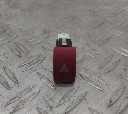 Skoda Octavia Mk2 (1Z) Hazard light switch 1Z0953235A 32507