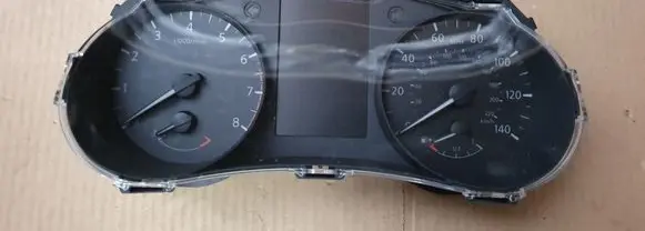 Nissan Qashqai Speedometer (instrument cluster)
