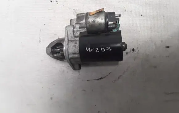 Mercedes-Benz C W203 Starter motor 628101