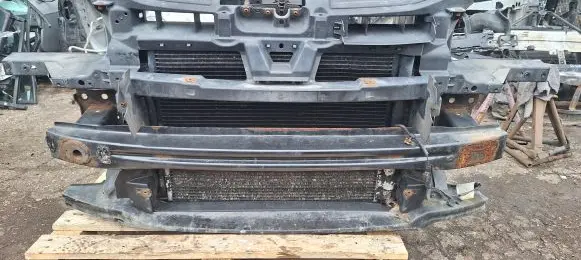 Volkswagen Touran I Radiator support slam panel