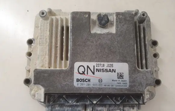 Nissan X-Trail T31 Engine control unit/module 23710JG35