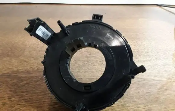 Volkswagen PASSAT B5 Airbag slip ring squib (SRS ring) 1J0959653B