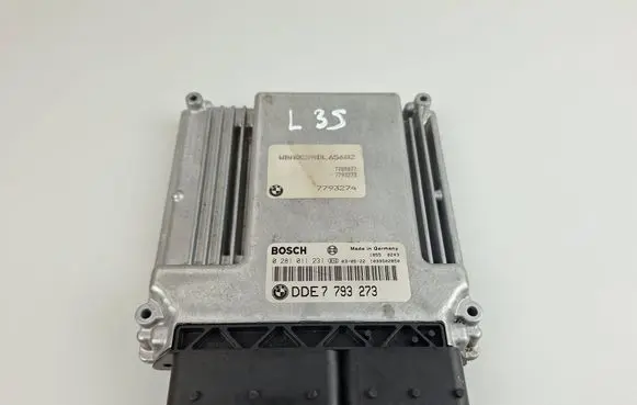 BMW 7 E65 E66 Engine control unit/module 7793273 0281011231