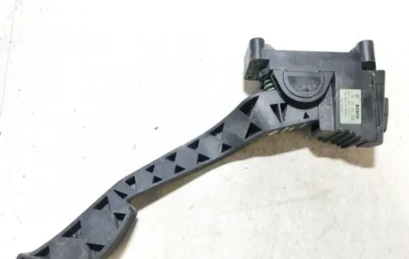 Alfa Romeo 147 Accelerator throttle pedal 0281002380 46755863