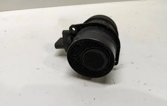 Audi A4 S4 B7 8E 8H Mass air flow meter 074906461B 0281002461