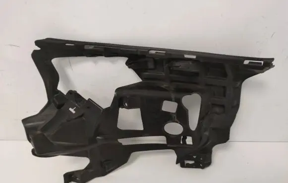 Volvo S60 Front bumper mounting bracket 31383140
