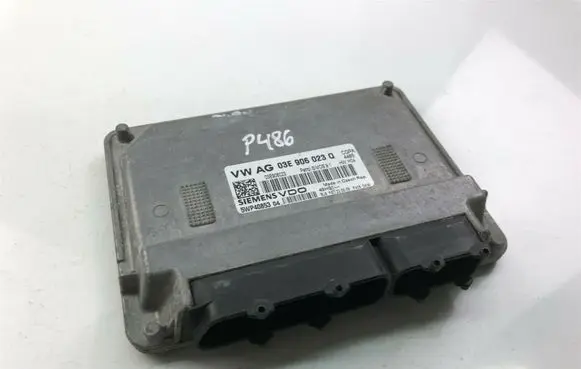 Skoda Fabia Mk2 (5J) Other control units/modules 03E906023Q P486