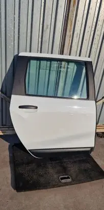 Dacia Lodgy Rear door 