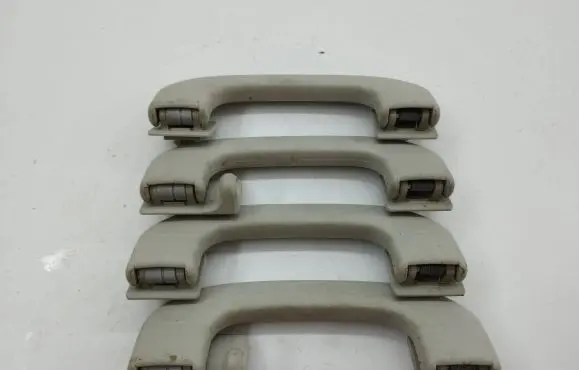 Mercedes-Benz A W169 A set of handles for the ceiling A1698100251