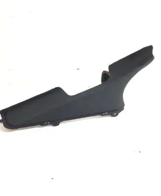 (D)pillar trim (top)