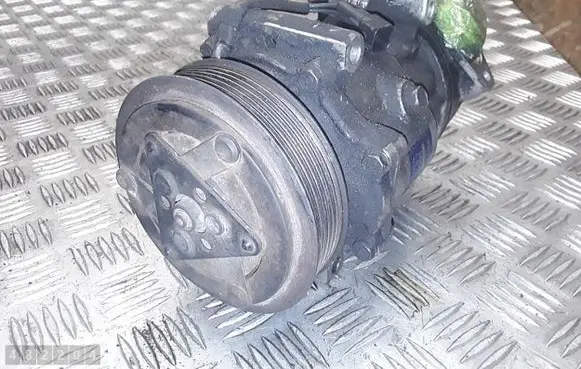 Volvo C30 Air conditioning (A/C) compressor (pump) 31291882